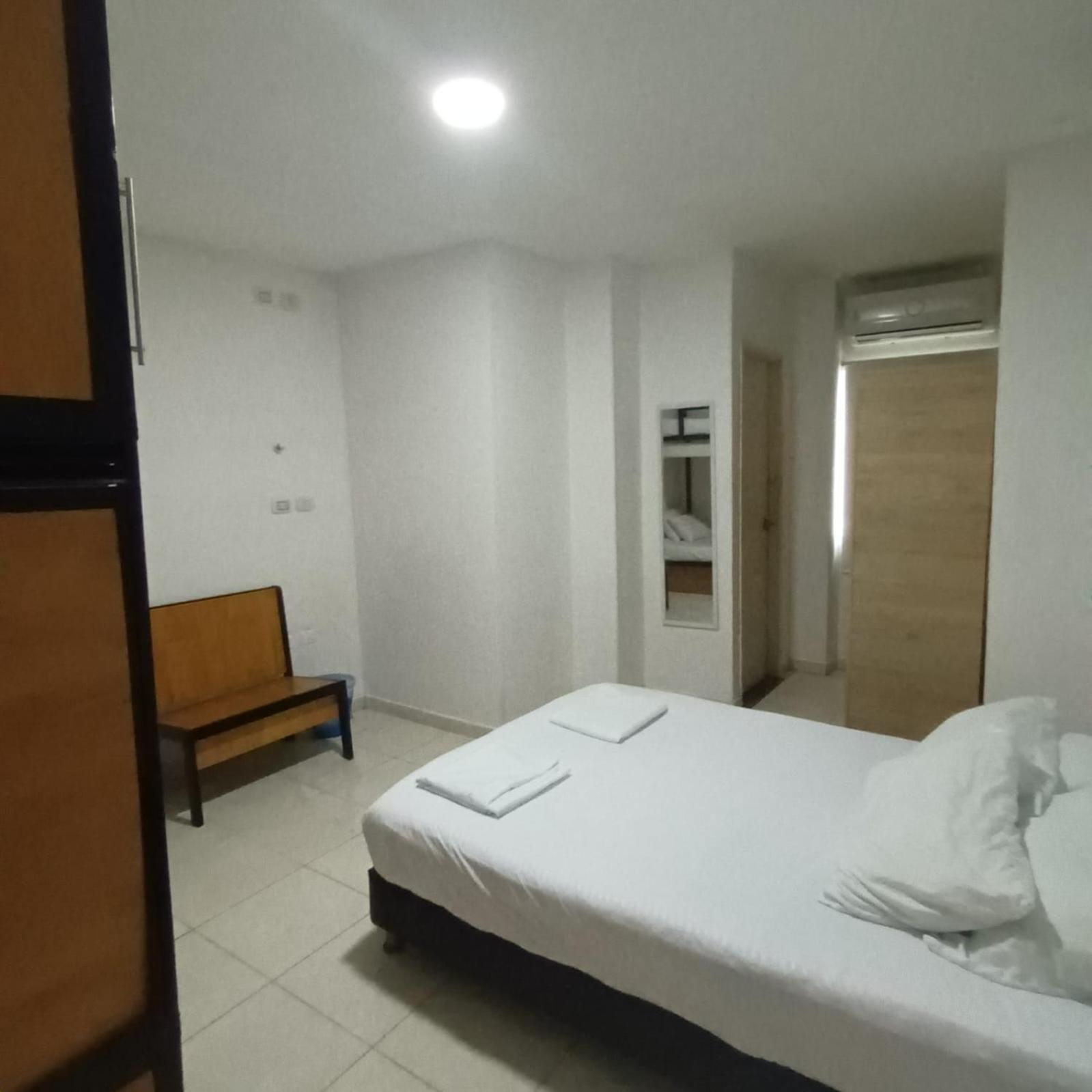 Nueve Uno Hostel Риоача Экстерьер фото