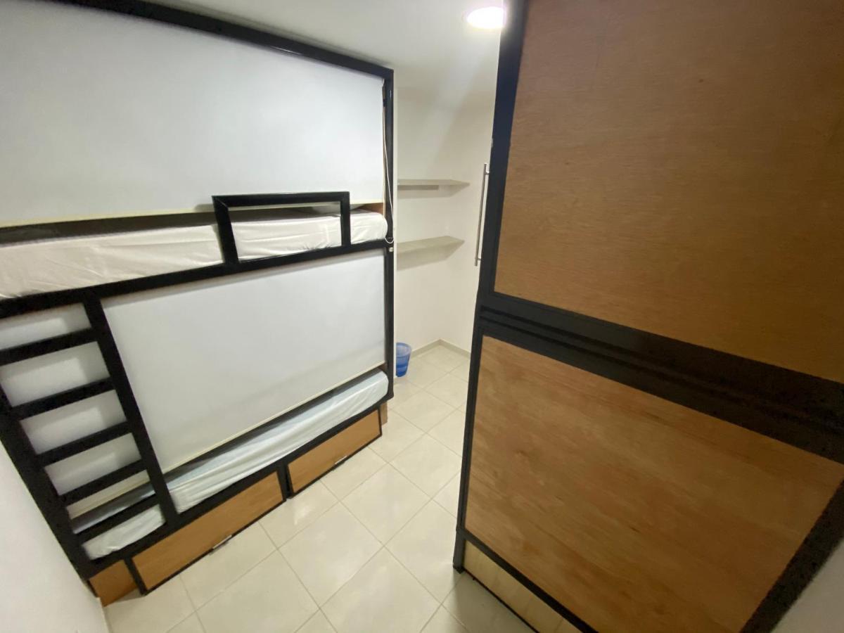 Nueve Uno Hostel Риоача Экстерьер фото